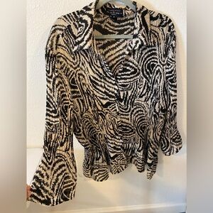 SEPARATES Black and Cream Button-Up Blouse. Size 4X